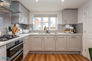 Kitchen- click for photo gallery